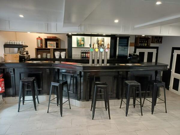 Beste Sportsbars in Montcy-notre-dame - Les cols de la marine