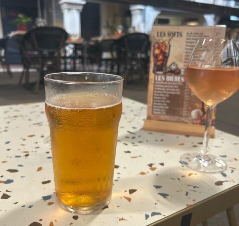 Best Sports Bars in Antibes - Bar La Trattoria Du Marché