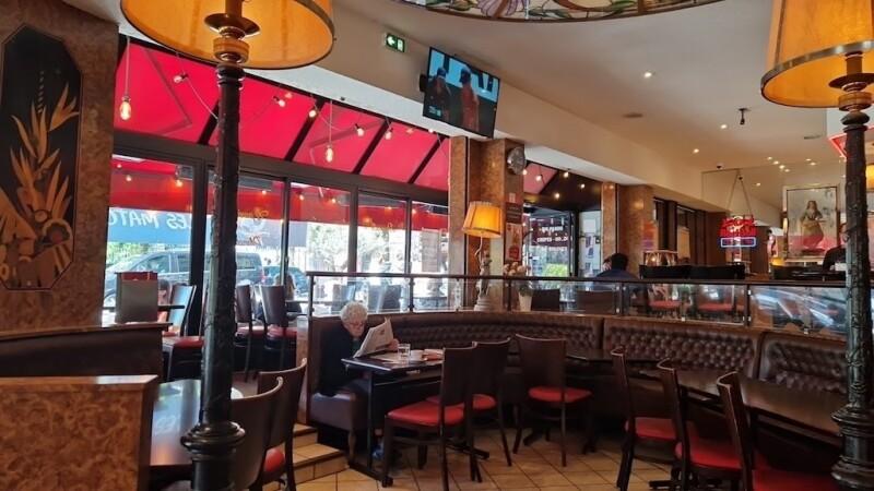 Best Sports Bars in Paris - La vieilleuse