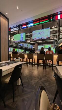 Best Sports Bars in Las Vegas - Game On @ Boulder Station Hotel & Casino
