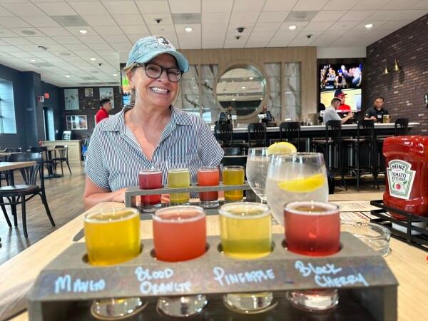 Best Sports Bars in Coachella - Red Falcon Lounge @ Spotlight 29 Casino