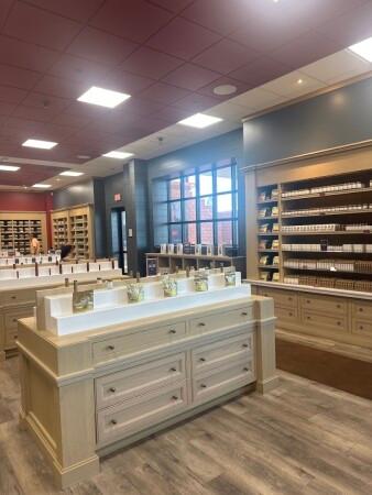 Best Sports Bars in Coachella - Red Falcon Lounge @ Spotlight 29 Casino