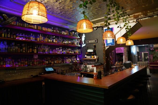 Best Sports Bars in Northcote - Francescas Bar