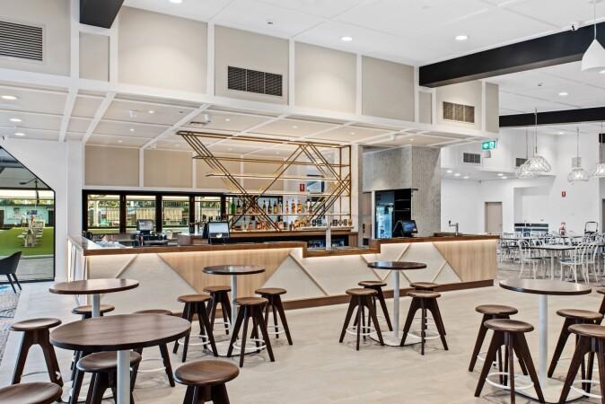 Best Sports Bars in Bargara - Sandhills Sports Club