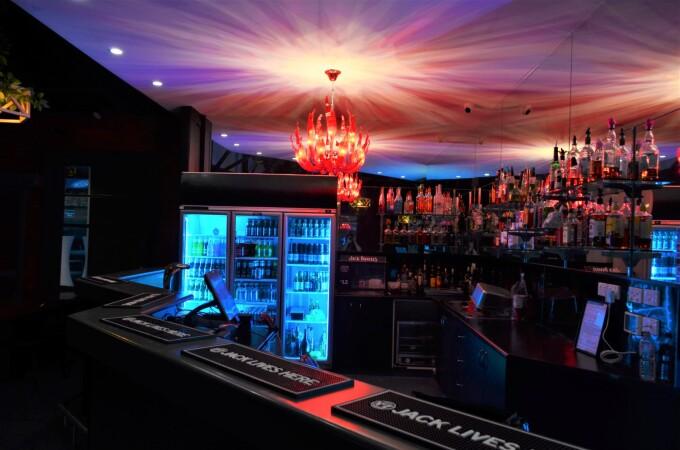 Best Sports Bars in Shepparton - Crazy Cow Cafe & Dessert Bar