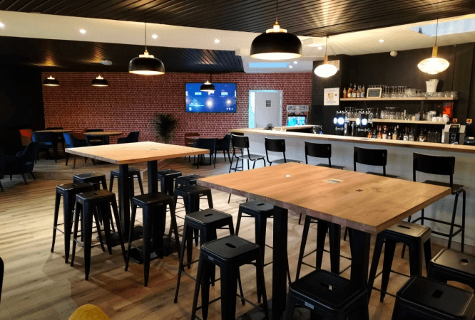 Beste Sportsbars in Neuville-en-ferrain - Chez nico