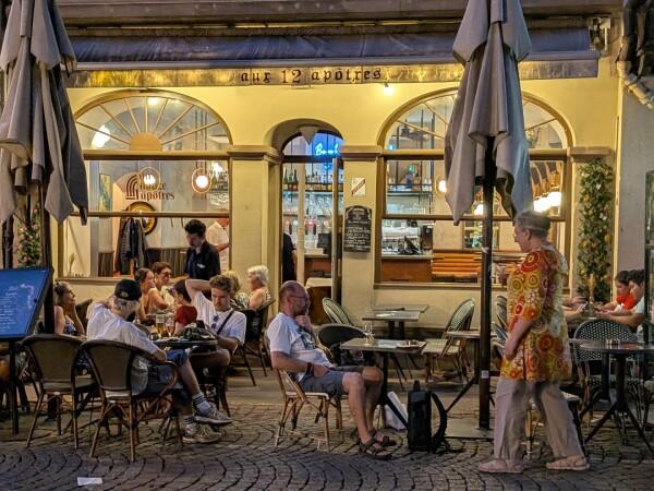 Beste Sportsbars in Strasbourg - Aux 12 apotres