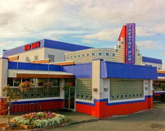 Best Sports Bars in Anchorage - Bear Tooth Theatrepub