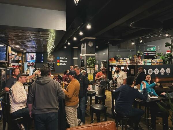 Best Sports Bars in Knoxville - Fred's Around the Corner: Kitchen + Bar