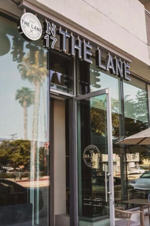 Best Sports Bars in Los Angeles - N17 The Lane