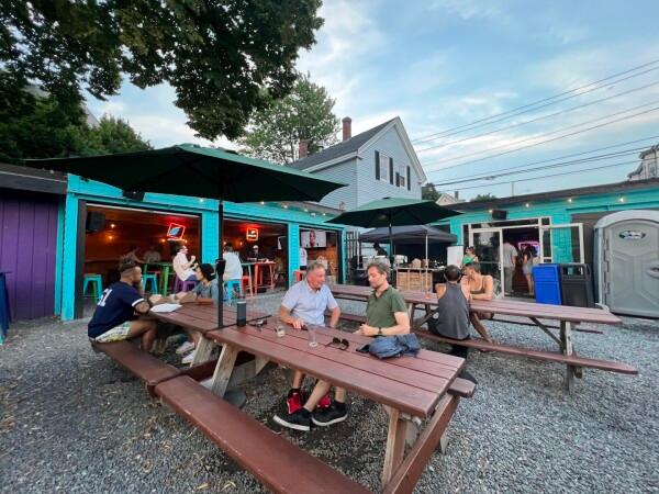 Best Sports Bars in Portland - Portland Zoo