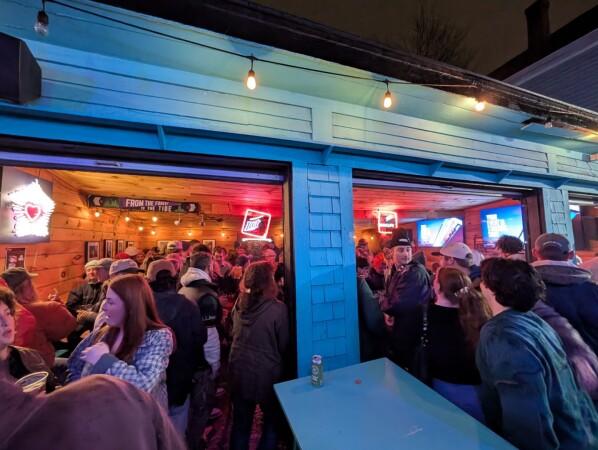 Best Sports Bars in Portland - Portland Zoo