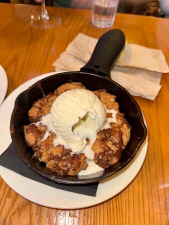 Best Sports Bars in Seattle - Rough & Tumble Pub