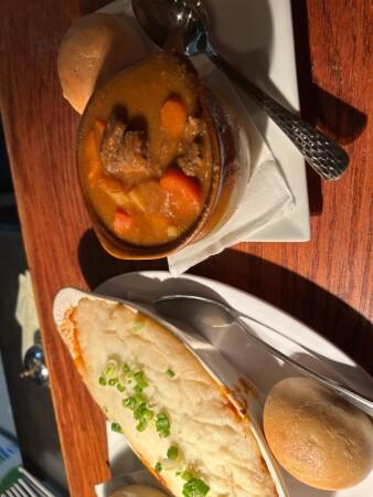 Best Sports Bars in Philadelphia - The Black Taxi