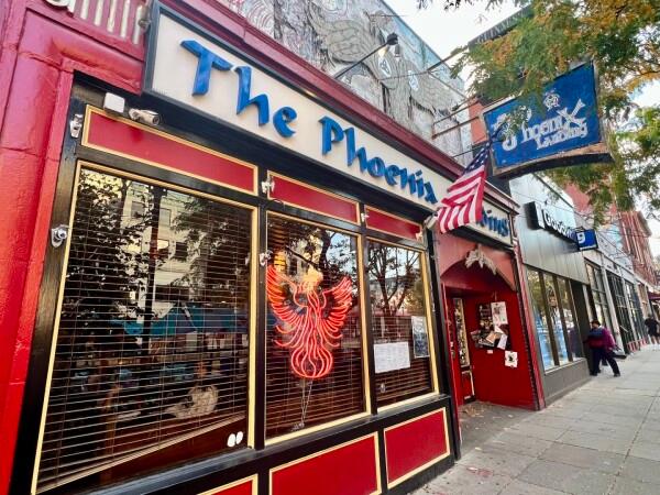 Best Sports Bars in Cambridge - The Phoenix Landing