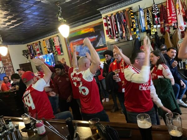 Best Sports Bars in Buffalo - Mes Que