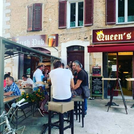 Les Meilleurs Bars à Valbonne - The queen's legs pub