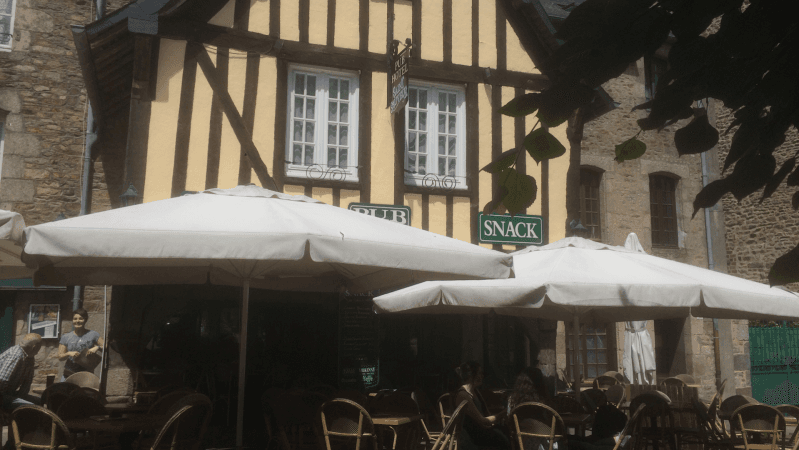 Best Sports Bars in Dinan - PUB SAINT-SAUVEUR