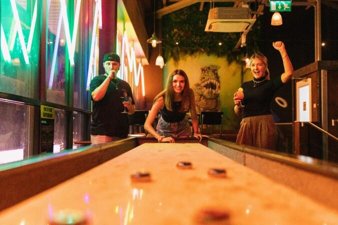 Best Sports Bars in Cheltenham - Mulligans Cheltenham