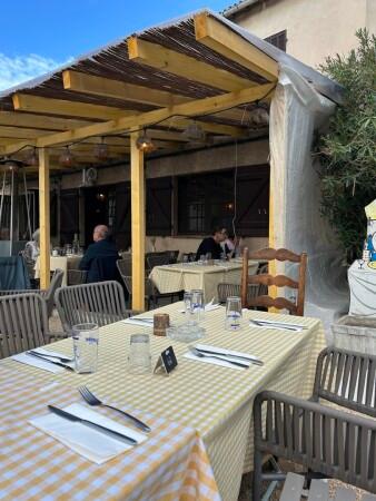 Les Meilleurs Bars à Marseille - Bar du lapin blanc