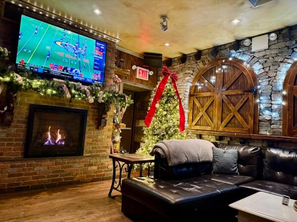 Best Sports Bars in New York - The Brazen Tavern