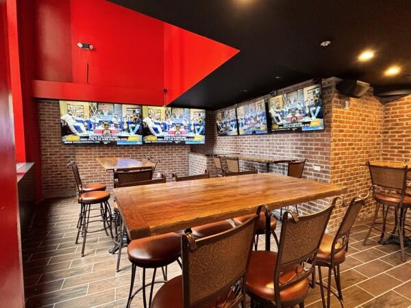 Best Sports Bars in New York - Continental Sports Lounge