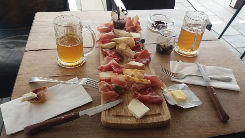 Best Sports Bars in Calvi - L'escale café