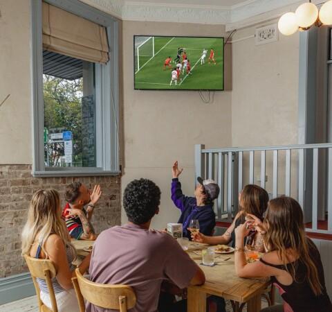 Best Sports Bars in Paddington - Captain Cook Hotel Paddington