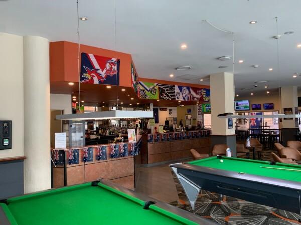 Best Sports Bars in Merrylands - Billabong Hotel