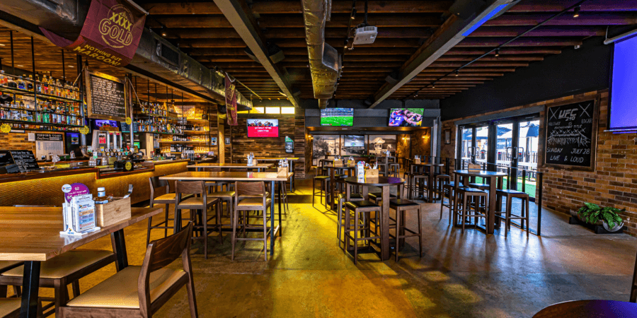 Best Sports Bars in Stones Corner - Stones Corner Hotel