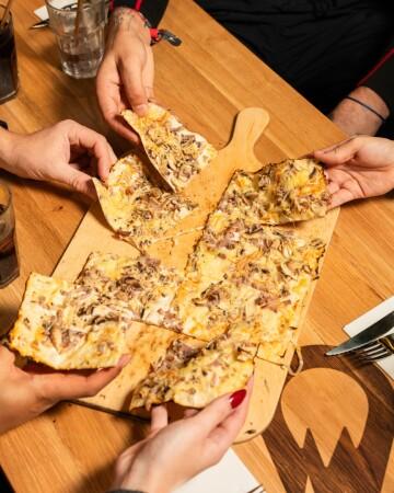 Beste Sportsbars in Marseille - Le Meteor Vieux Port