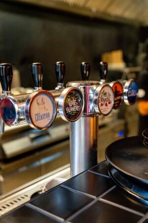 Les Meilleurs Bars à Angers - Poutinebros