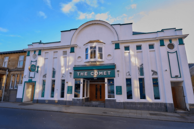 Best Sports Bars in Helensburgh - The Comet