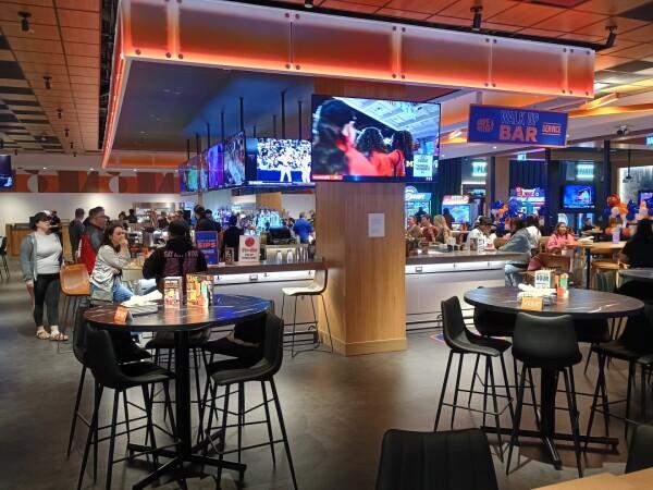 Best Sports Bars in Santa Rosa - Dave & Busters @ Santa Rosa, CA