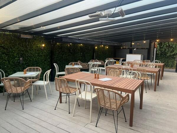 Best Sports Bars in Richmond - The Greyhound