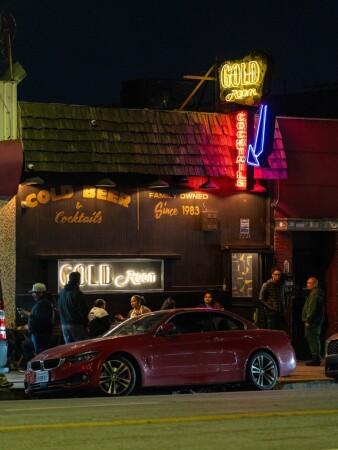 Best Sports Bars in Los Angeles - Gold Room