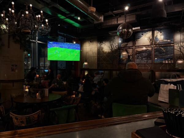 Best Sports Bars in Wembley - White Horse Wembley
