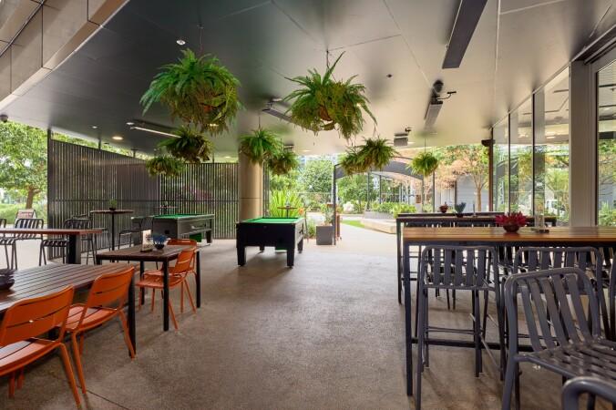 Best Sports Bars in Newstead - Gas Hound Bar & Kitchen