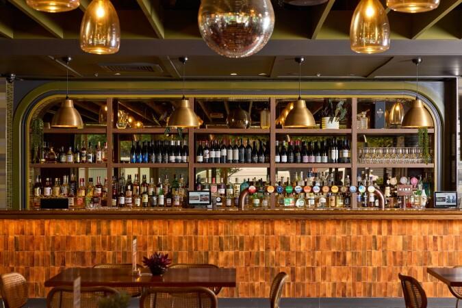 Best Sports Bars in Newstead - Gas Hound Bar & Kitchen