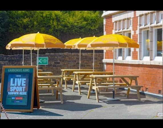 Best Sports Bars in Moston - Gardeners Arms