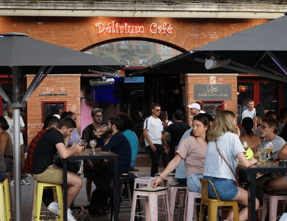 Best Sports Bars in Toulouse - Delirium Café Toulouse