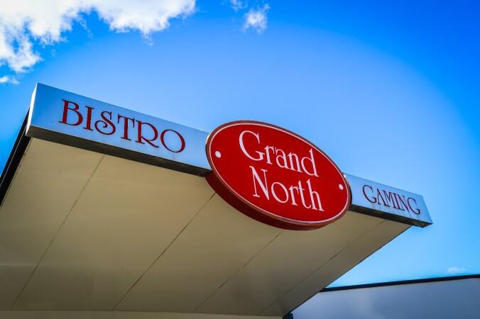 Best Sports Bars in Northfield - Grand North