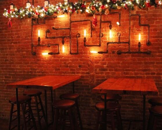 Best Sports Bars in New York - Monk McGinns