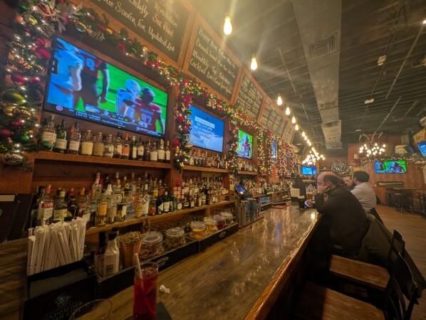 Best Sports Bars in New York - Monk McGinns
