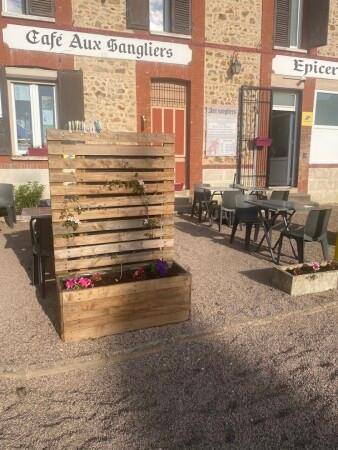 Les Meilleurs Bars à Saint-Sérotin - Cafe Aux Sangliers