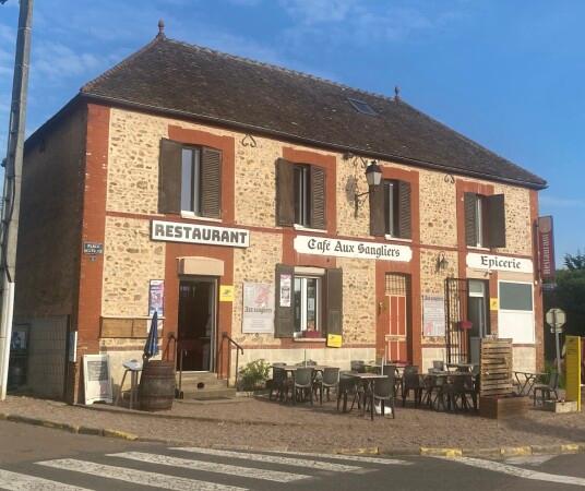 Les Meilleurs Bars à Saint-Sérotin - Cafe Aux Sangliers