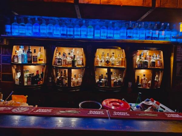 Les Meilleurs Bars à Agde - Le black pearl