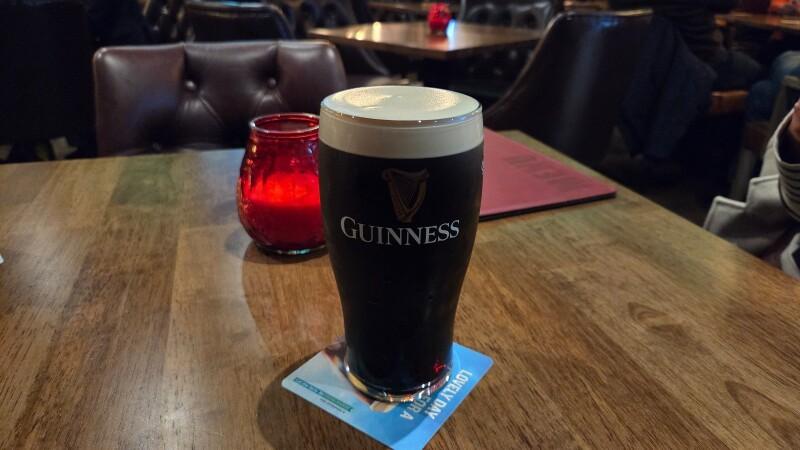 Best Sports Bars in Bray - Castle Inn Bray