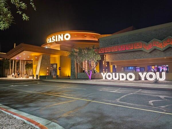 Best Sports Bars in Laveen - Lawn @ Vee Quiva