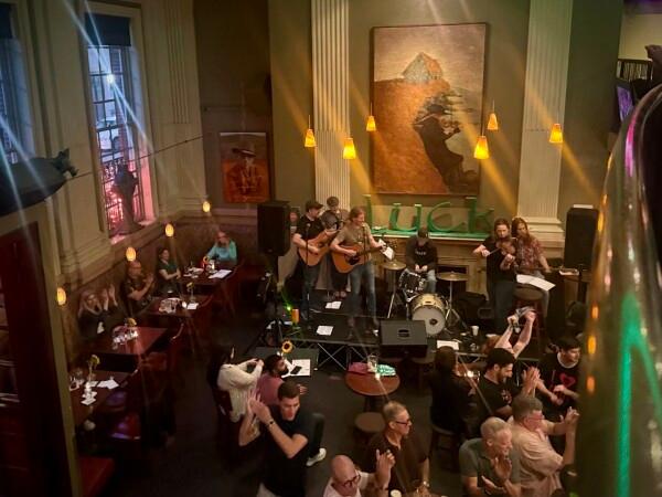 Best Sports Bars in Philadelphia - The Plough & the Stars